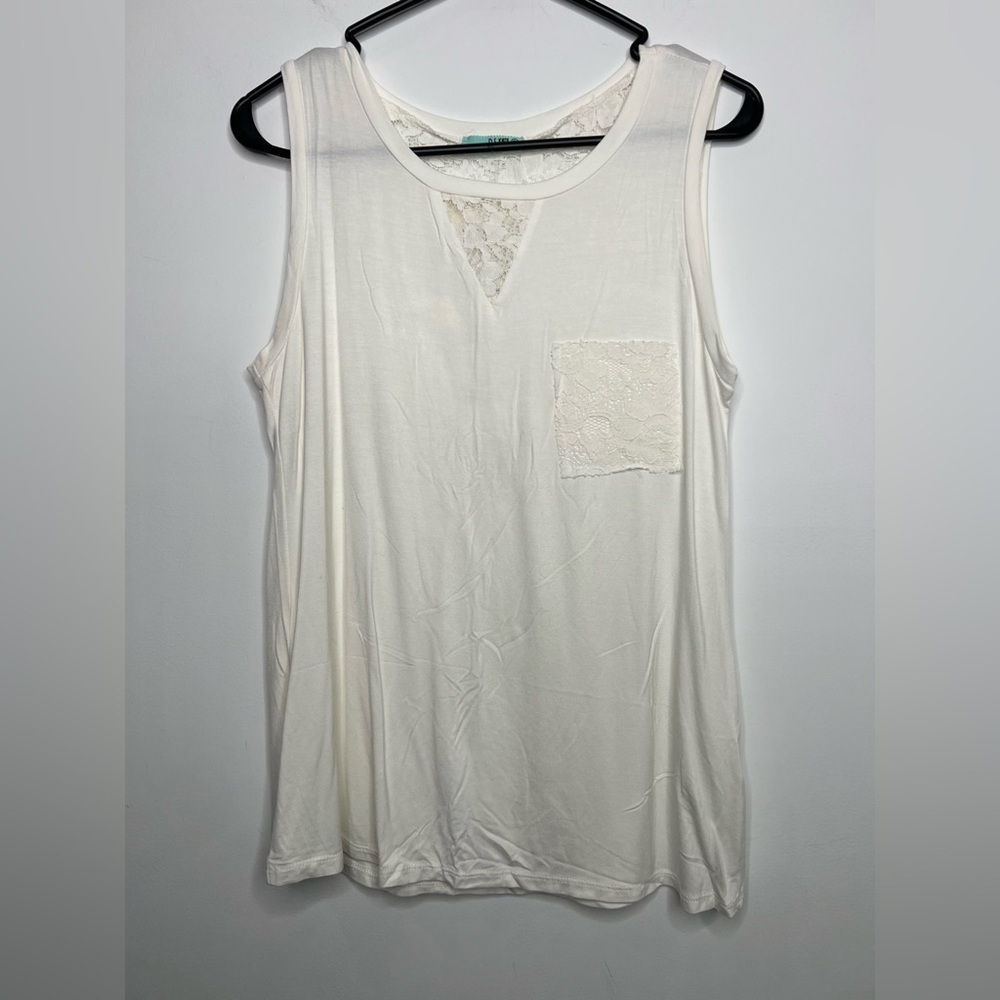 P.S. Kate Sleeveless Lace Accent Top Size Medium